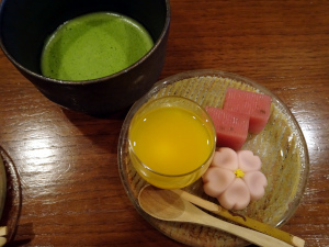hatsuhana3.JPG